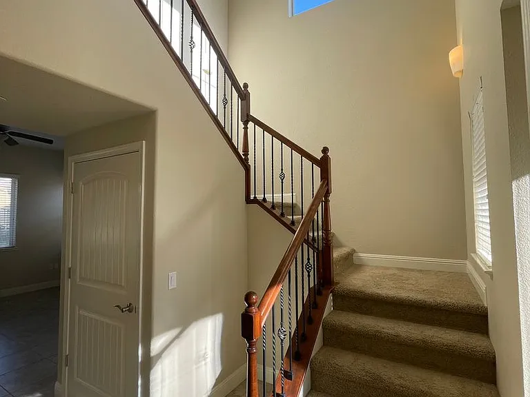 333 Wagon Wheel Dr — Photo 9