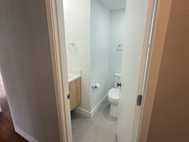 4345 Clement St #2 — Photo 14