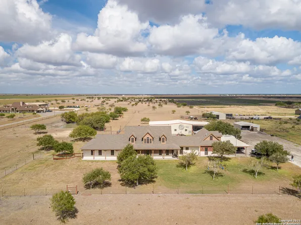 5173 Cr 79, Robstown, TX 78380
