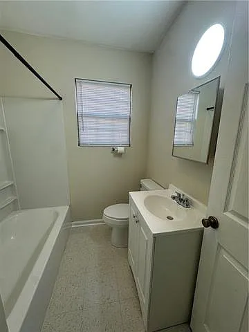 5923 Mandeville St — Photo 8