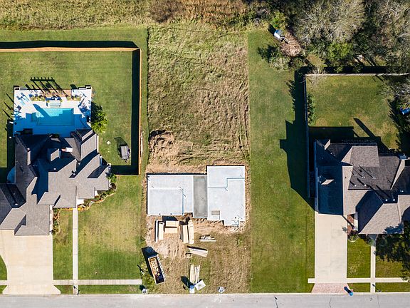 3rd image of 127 Grandview Terrace Dr