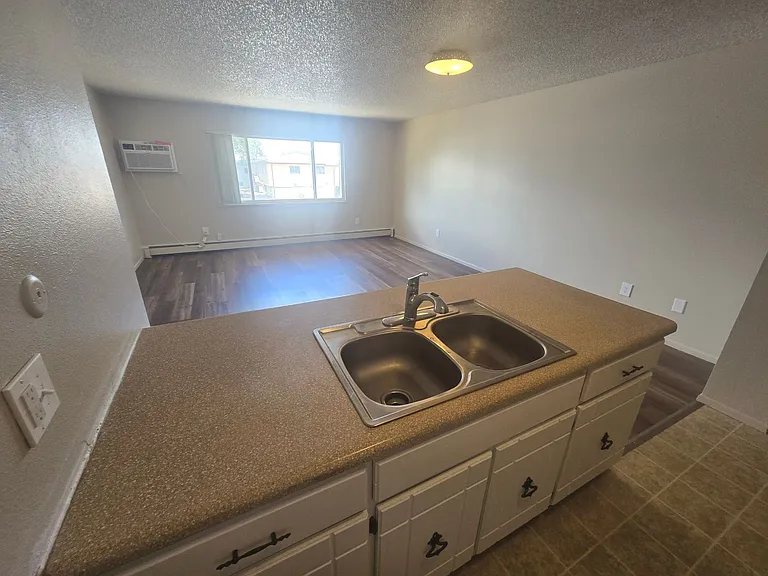 1691 Moore Ave #3 — Photo 9