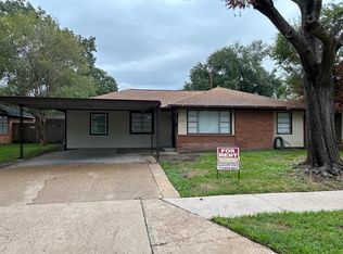 218 W 3rd St, Deer Park, TX 77536