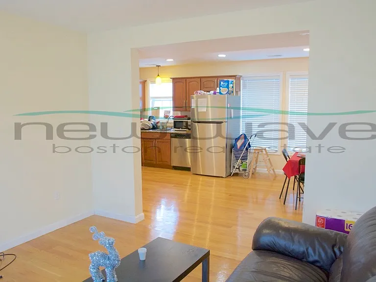 207 Hillside St #3 — Photo 2