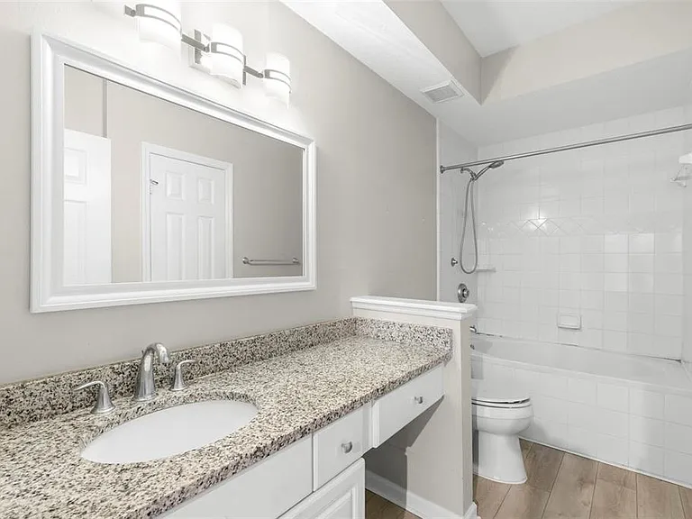 800 S Dakota Ave #214 — Photo 21