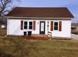 901 Sycamore St, Dallas Center, IA 50063