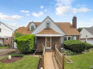 45 W Amsterdam Ave, Fair Lawn, NJ 07410