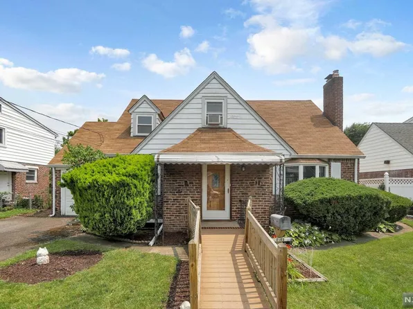 45 W Amsterdam Ave, Fair Lawn, NJ 07410