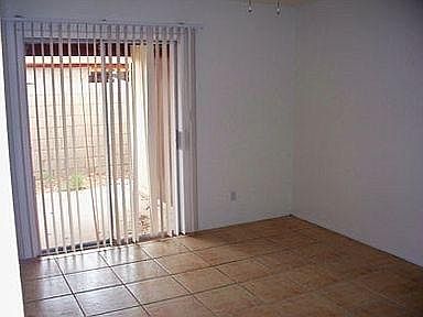 4th image of 133 E Ingram St APT 3