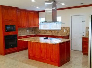 802 Raymond St, Miami Beach, FL 33141