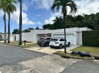 Ja 17 Calle Serrania, Guaynabo, PR 00966