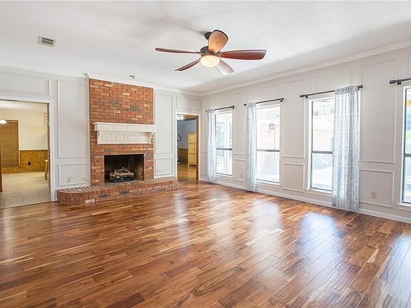2nd image of 4702 Parliament Ct