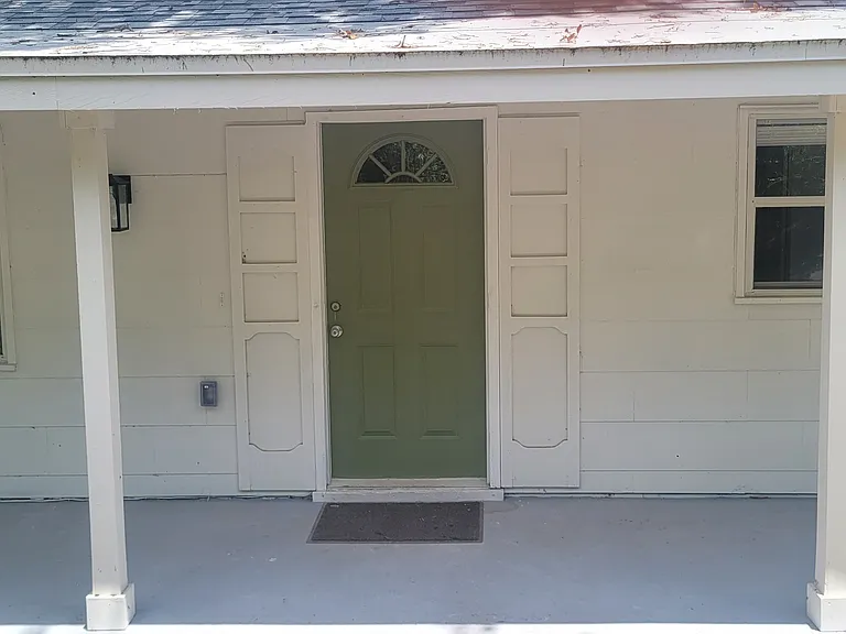 201 S Pegasus Ave — Photo 1