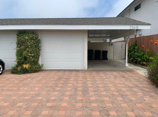 216 E 16th St, Costa Mesa, CA 92627
