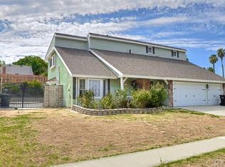 1075 Elmhurst St, Corona, CA 92880