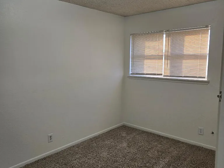 Unit Photo
