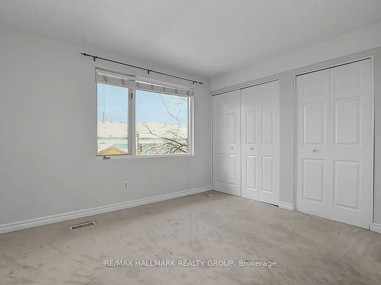 261 Bruyere St — Photo 17