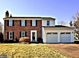 104 Arrowhead Cir, Lansdale, PA 19446