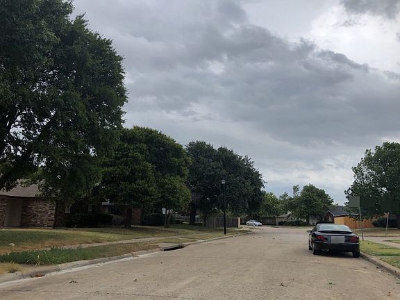 4th image of 3031 Lawndale Dr