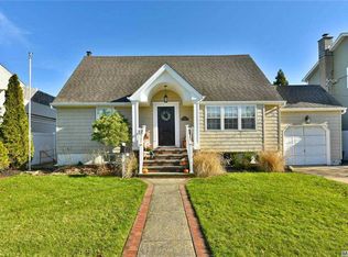 217 Atlantic Ave, Massapequa Park, NY 11762
