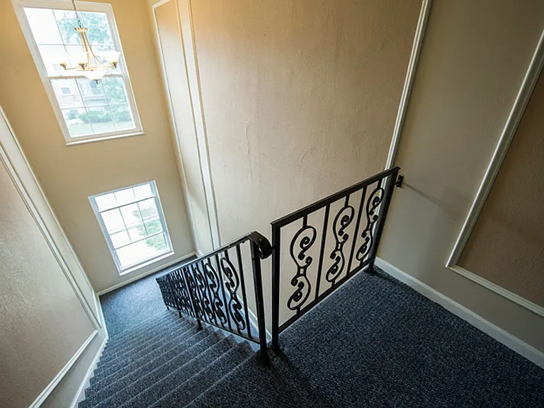 Fountain Lake Apartment Homes — Photo 9