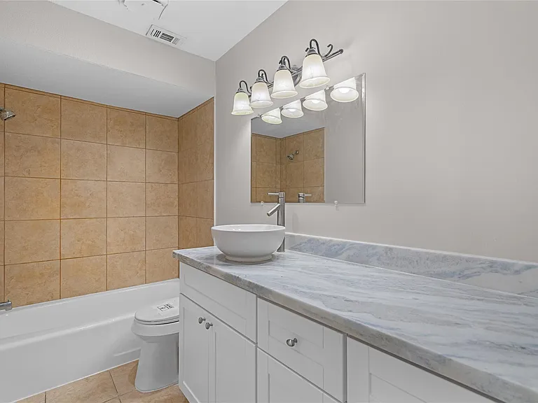 14535 Misty Meadow Ln — Photo 19