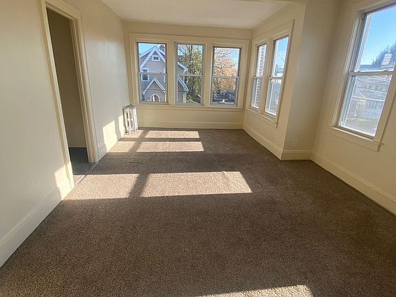 5th image of 8620 139th St Floor 2