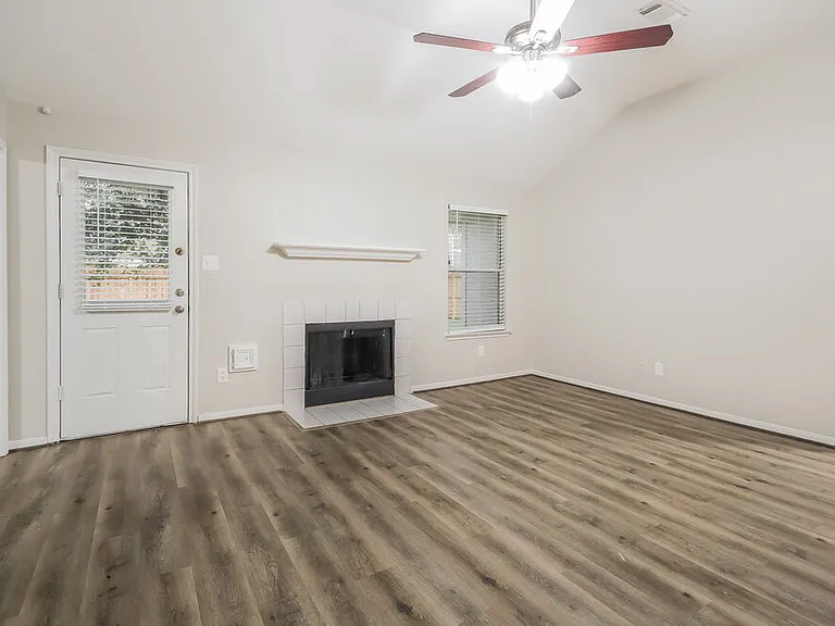 3030 Killdeer Ln — Photo 3