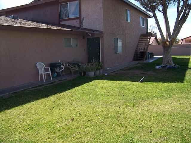 1st image of 1284 W 20th Pl
