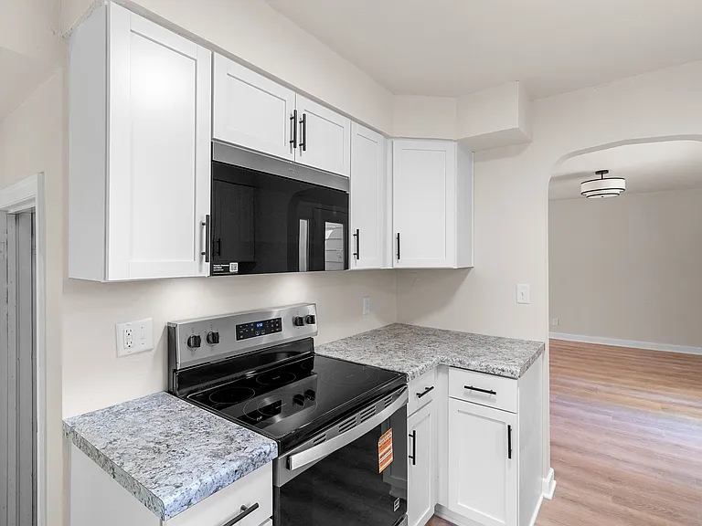 418 S Mill St — Photo 20