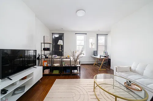 108 Adams St #3 Photo 1