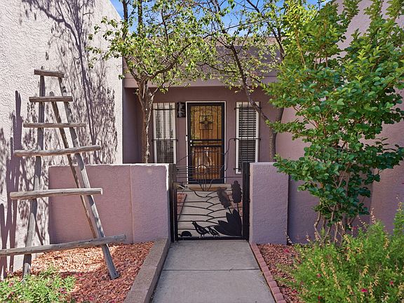 3rd image of 7442 Staghorn Dr NW