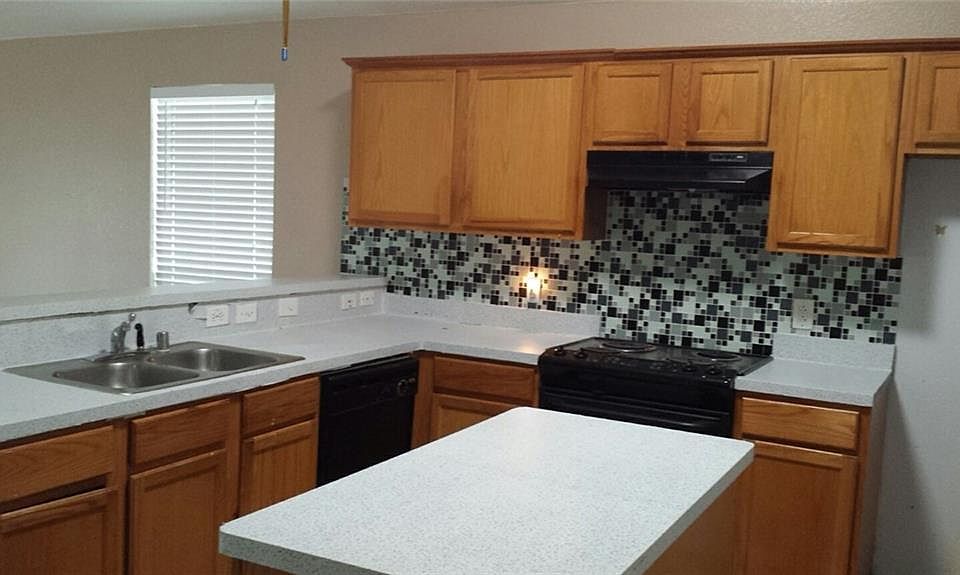 2nd image of 4705 Orchard Ridge Dr