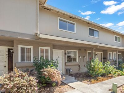 209 N Temple Dr, Milpitas, CA, 95035