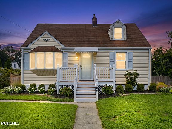2nd image of 1309 Opdyke Avenue