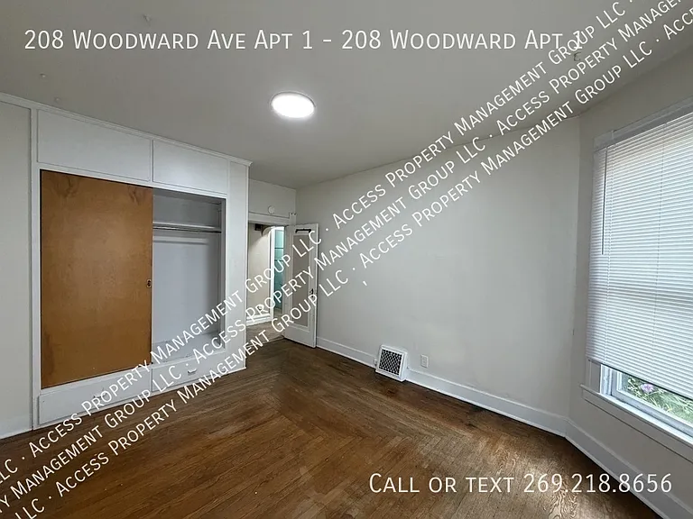 208 Woodward Ave #1 — Photo 24