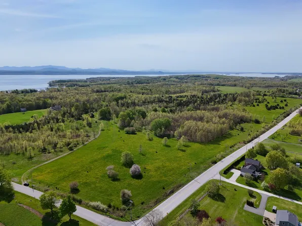 289 East Shore North, Grand Isle, VT 05458