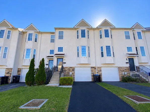 914 Thomas St, Norristown, PA 19401