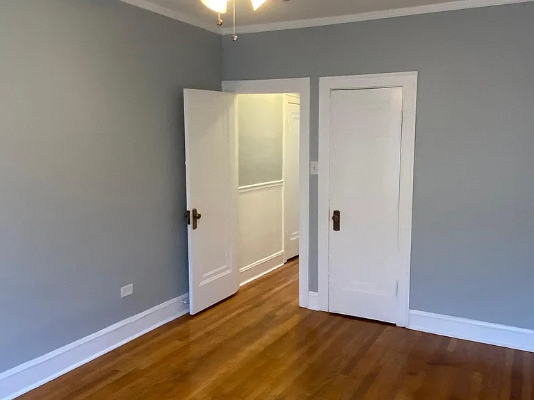 1706 N Narragansett Ave #205 — Photo 14