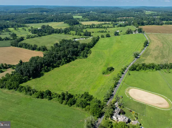 1700 Saint Matthews Rd, Chester Springs, PA 19425