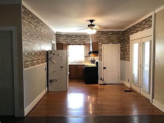 2nd image of 101 Waterford Loop