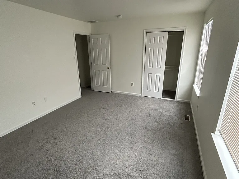 2203 Tall Pnes — Photo 9