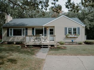 2213 E Golf Course Rd NE, Alexandria, MN 56308