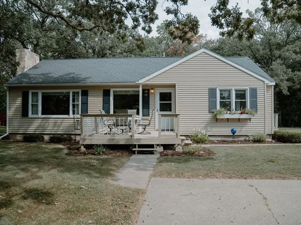 2213 E Golf Course Rd NE, Alexandria, MN 56308