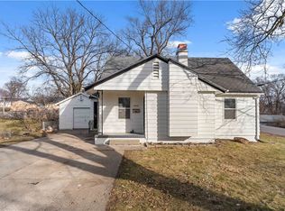 6709 SW 16th St, Des Moines, IA 50315