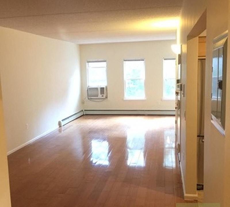 1st image of 137 W 117th St APT 2