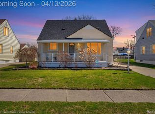 29940 John J St, Roseville, MI