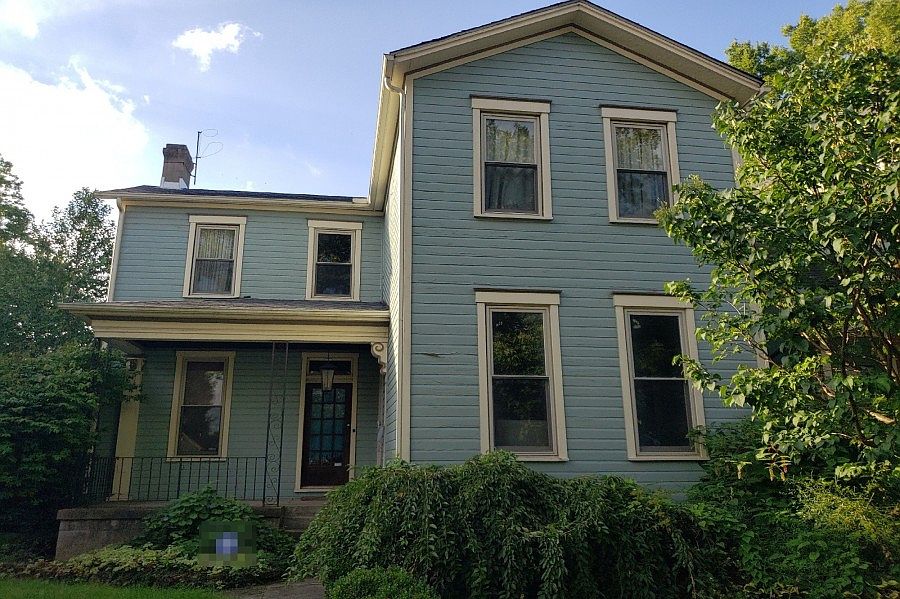 1st image of 132 Park Dr