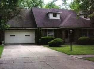 1623 Longvalley Dr, Northbrook, IL 60062