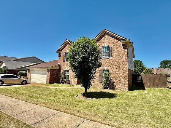 2nd image of 7526 Stonington Dr